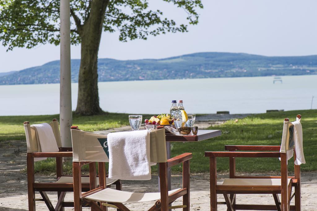 Familia Hotel Balatonboglár 외부 사진